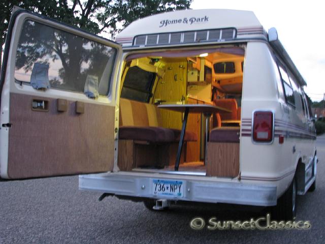 1988-dodge-rv-roadtrek-670.jpg