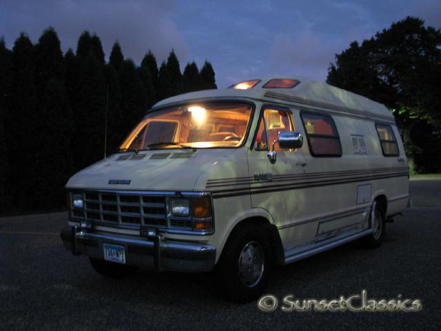 1988-dodge-rv-roadtrek-744.jpg